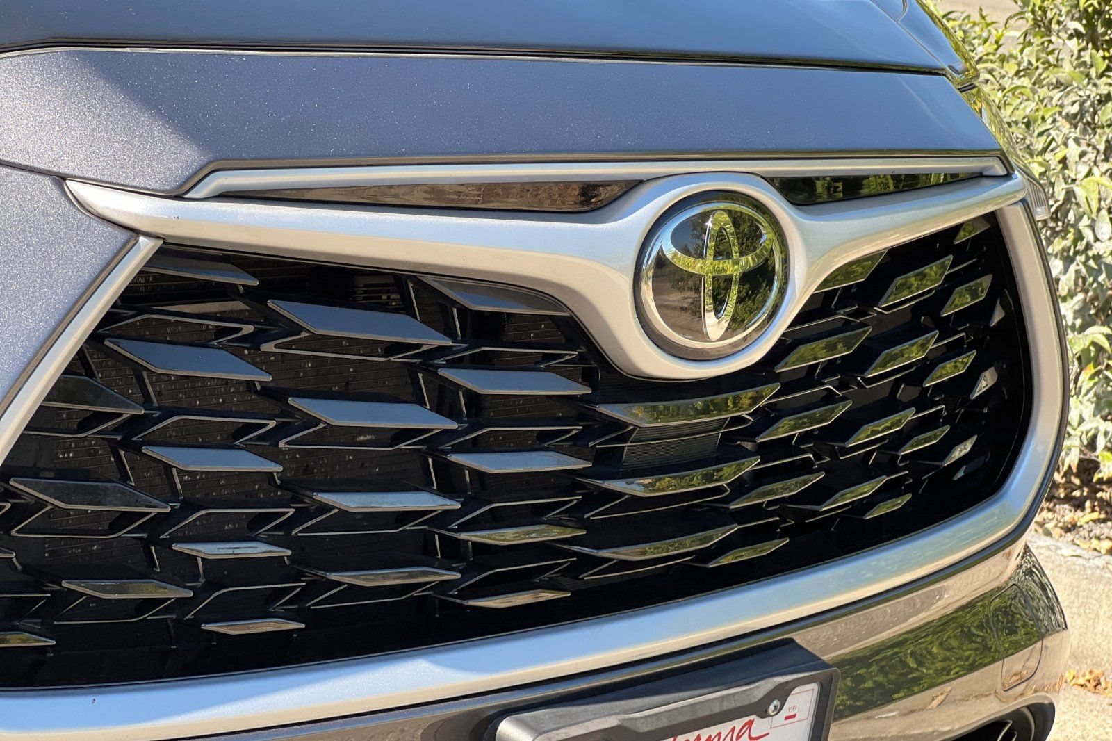 Used 2022 Toyota Highlander LE FWD image 44