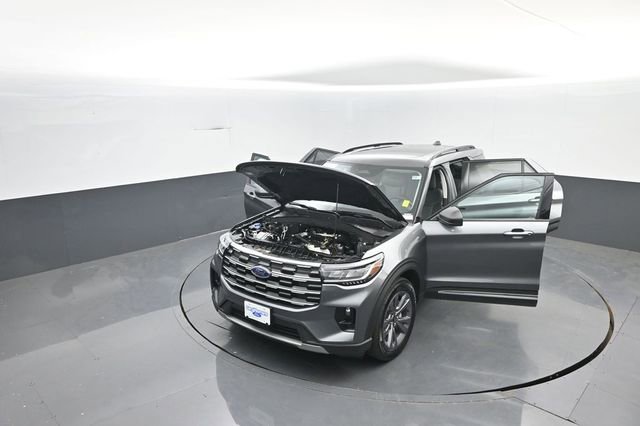 Certified 2025 Ford Explorer Active w/ Active Comfort Package AWD/4WD image 42