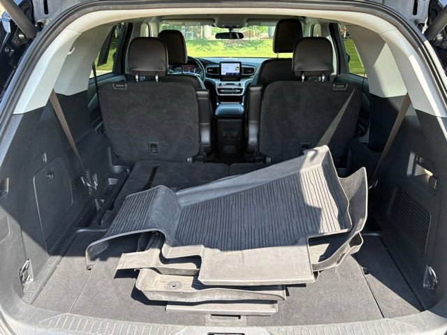 Certified 2024 Ford Explorer XLT w/ Equipment Group 202A AWD/4WD image 7
