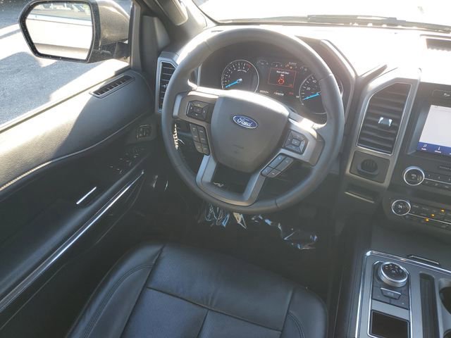 Certified 2020 Ford Expedition XLT w/ Equipment Group 202A image 8