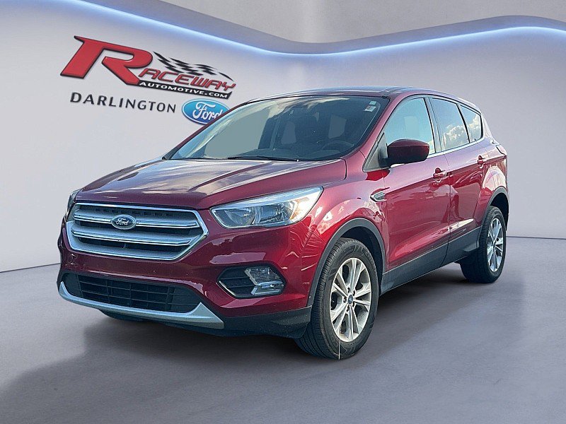 Certified 2019 Ford Escape SE FWD image 1