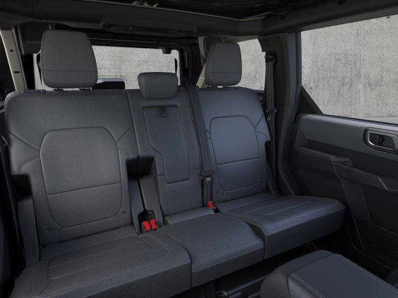 Certified 2025 Ford Bronco Big Bend w/ Black Diamond Package AWD/4WD image 11