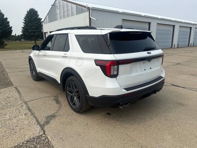 Certified 2025 Ford Explorer ST AWD/4WD image 10