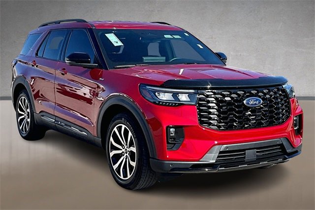Certified 2025 Ford Explorer ST-Line w/ Premium Package image 10