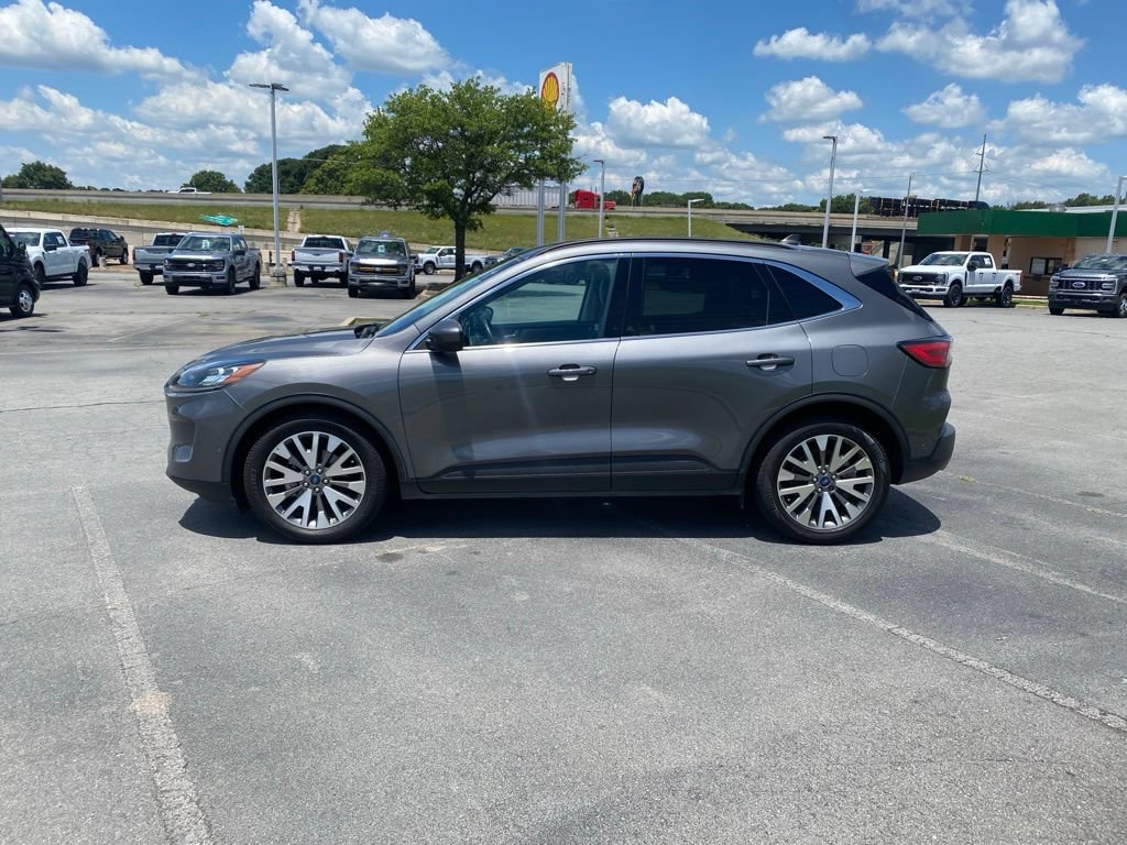 Certified 2021 Ford Escape Titanium FWD image 4