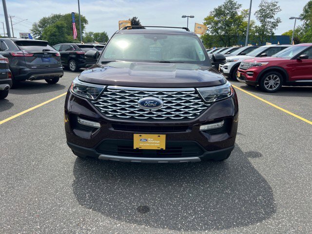 Certified 2023 Ford Explorer Platinum w/ Technology Package AWD/4WD image 35