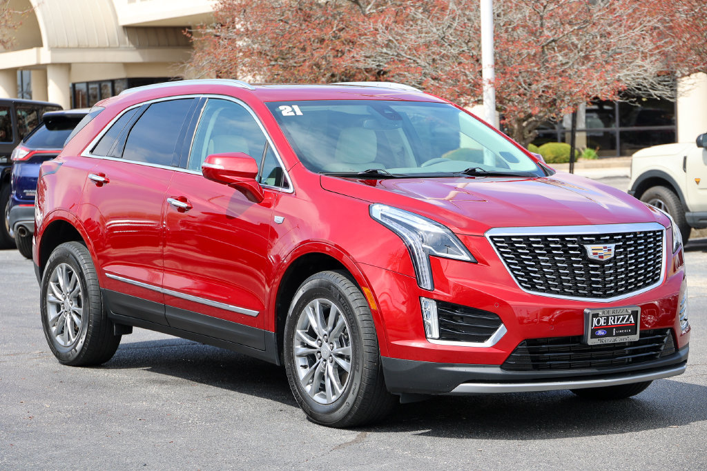 Used 2021 Cadillac XT5 Premium Luxury w/ LPO, Floor Liner Package AWD/4WD image 26