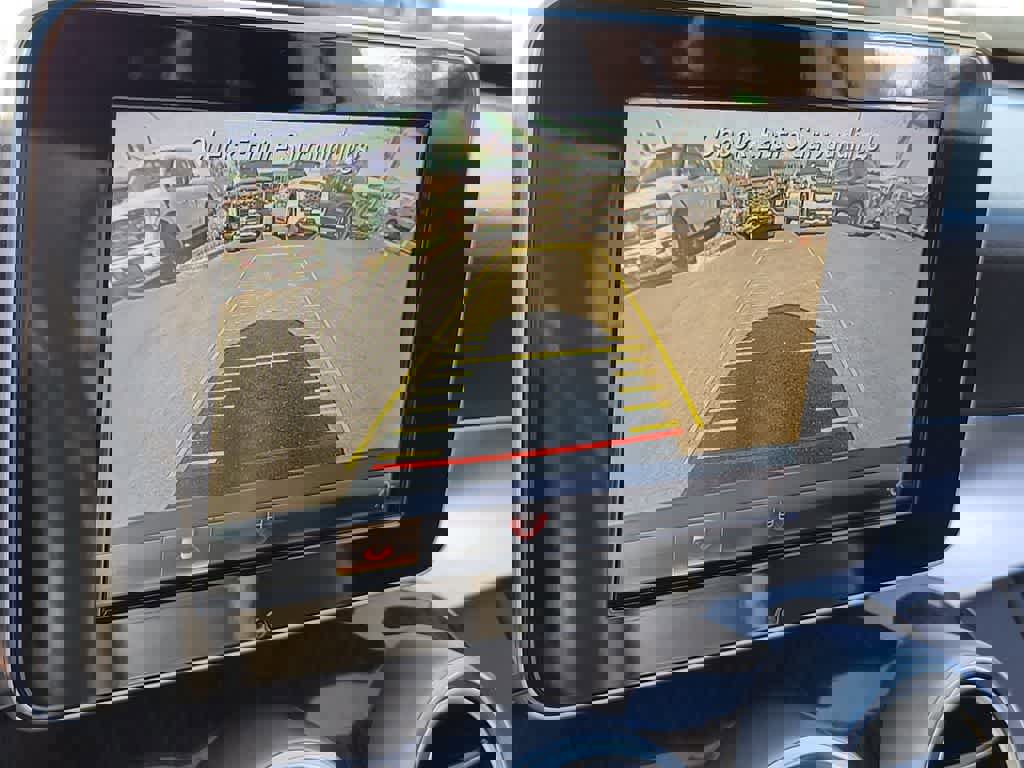 Used 2018 Mercedes-Benz C 300 C 300 image 23