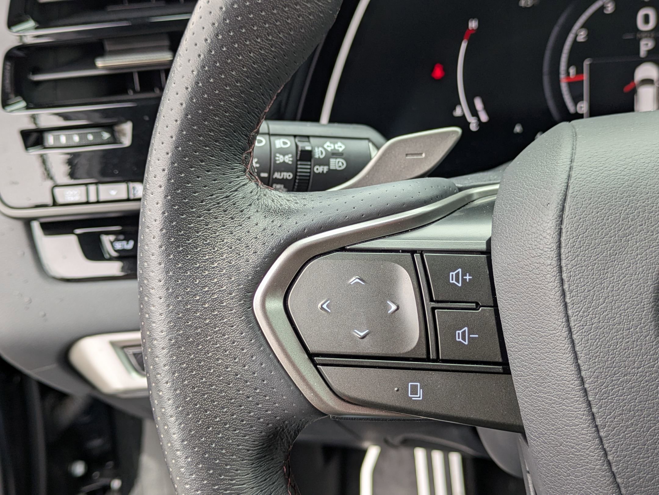 Used 2024 Lexus RX 350 F Sport image 18