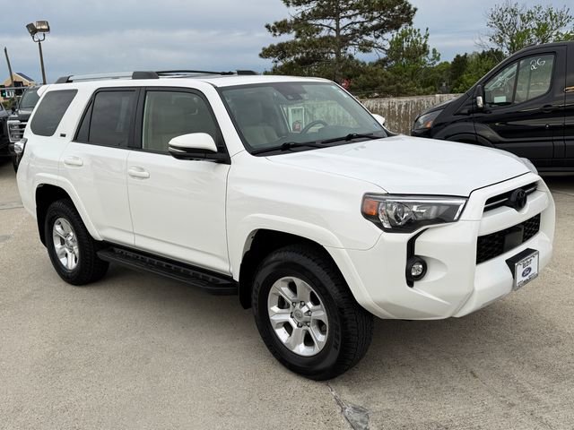 Used 2024 Toyota 4Runner SR5 Premium w/ Moonroof Package AWD/4WD image 6