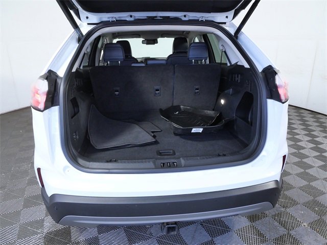 Certified 2022 Ford Edge SEL w/ Sport Appearance Package image 9