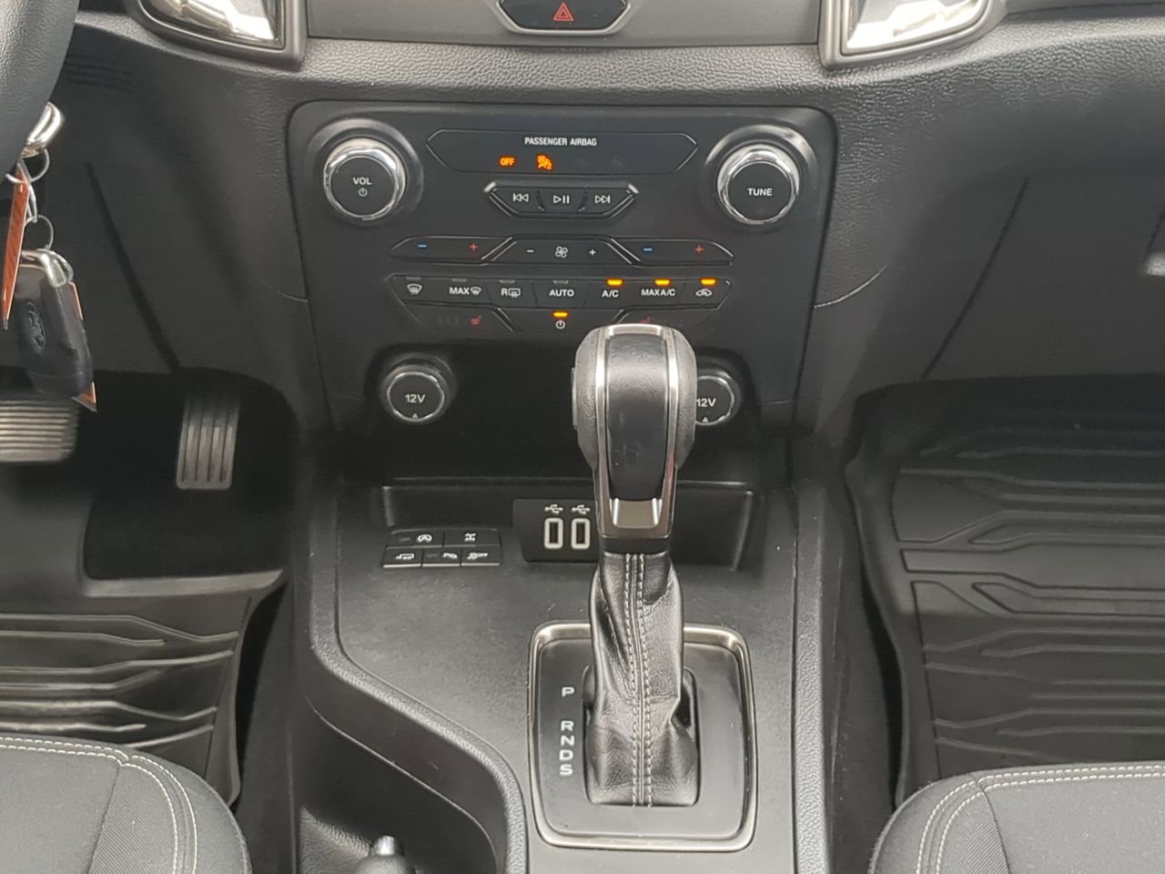 Certified 2019 Ford Ranger XLT w/ Equipment Group 302A Luxury RWD image 17