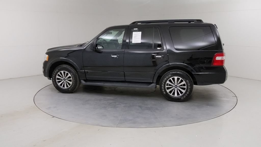 Certified 2017 Ford Expedition XLT w/ Equipment Group 202A AWD/4WD image 17