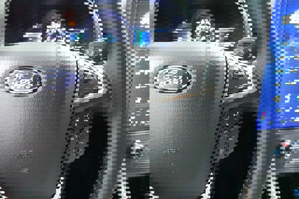 Certified 2023 Ford Edge SEL image 13