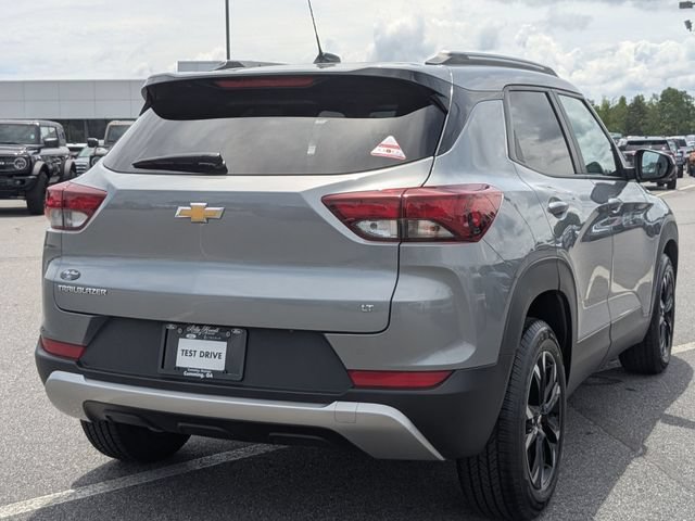 Used 2023 Chevrolet TrailBlazer LT FWD image 3