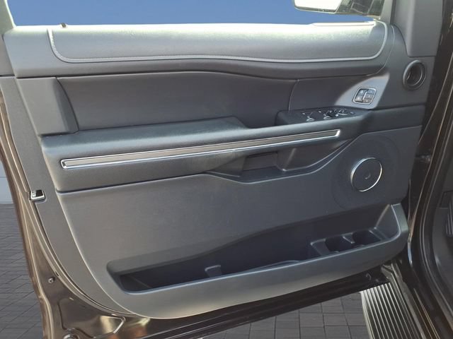 Certified 2024 Ford Expedition XLT AWD/4WD image 18