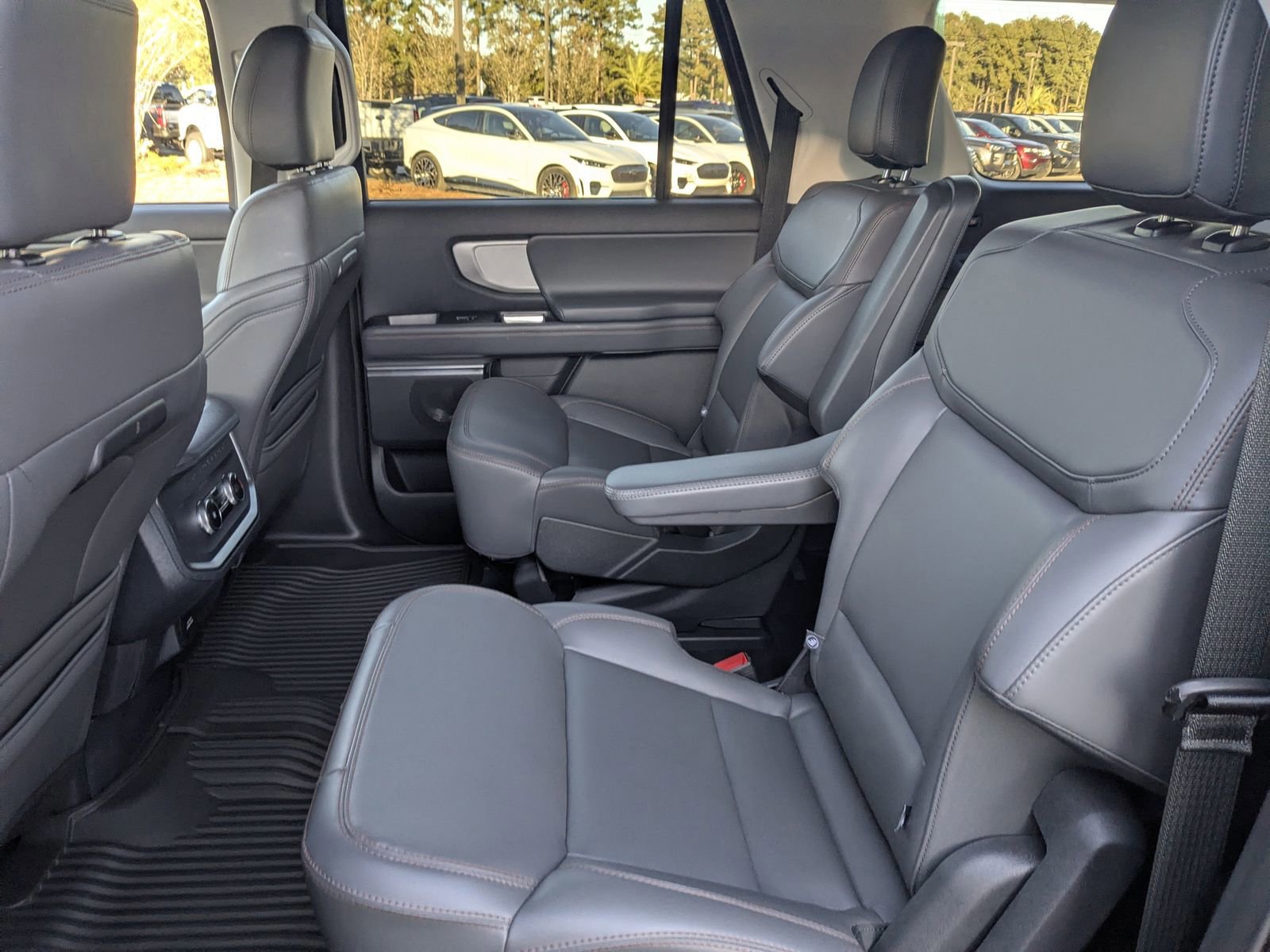 Certified 2025 Ford Expedition Max Active image 17