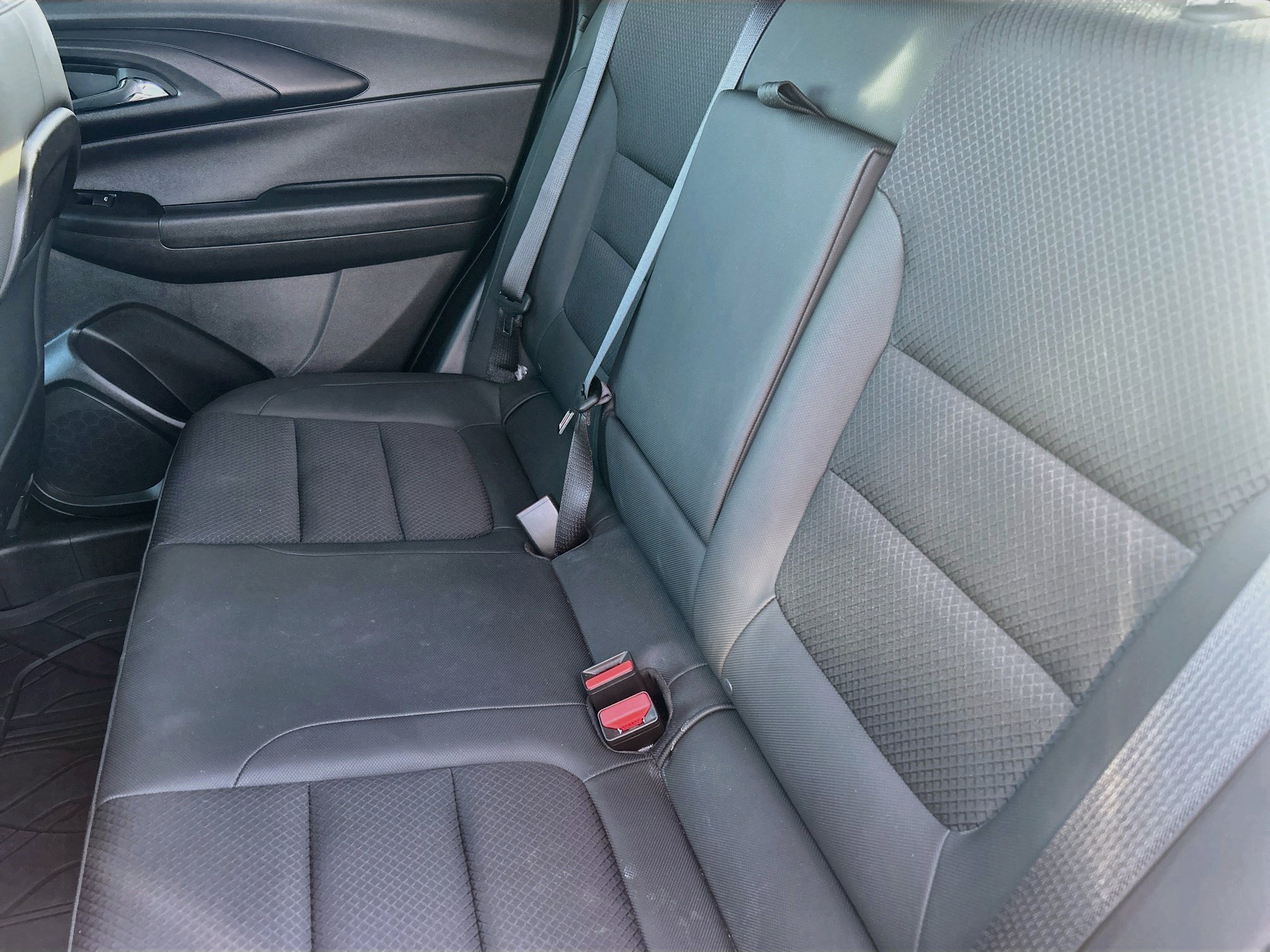 Used 2023 Chevrolet TrailBlazer RS w/ Sun and Liftgate Package FWD image 25