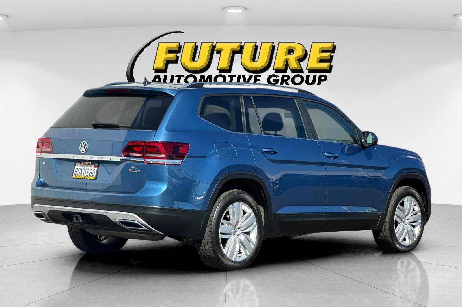 Used 2019 Volkswagen Atlas SE w/ Towing Package AWD/4WD image 3