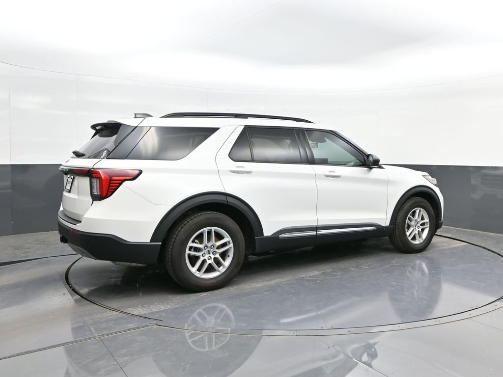 Certified 2025 Ford Explorer Active w/ Active Comfort Package RWD image 14