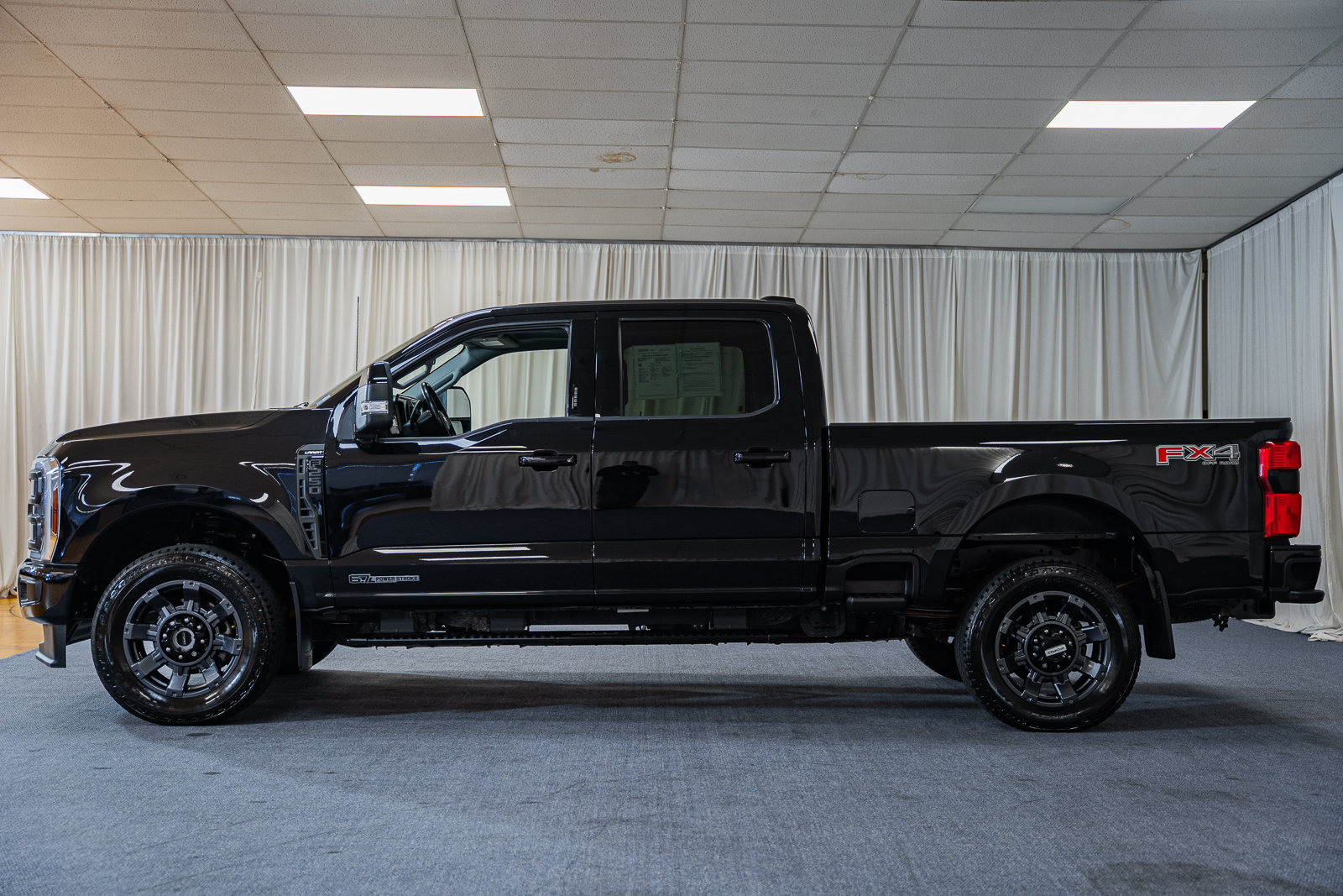 Certified 2024 Ford F250 Lariat w/ Sport Appearance Package AWD/4WD image 4