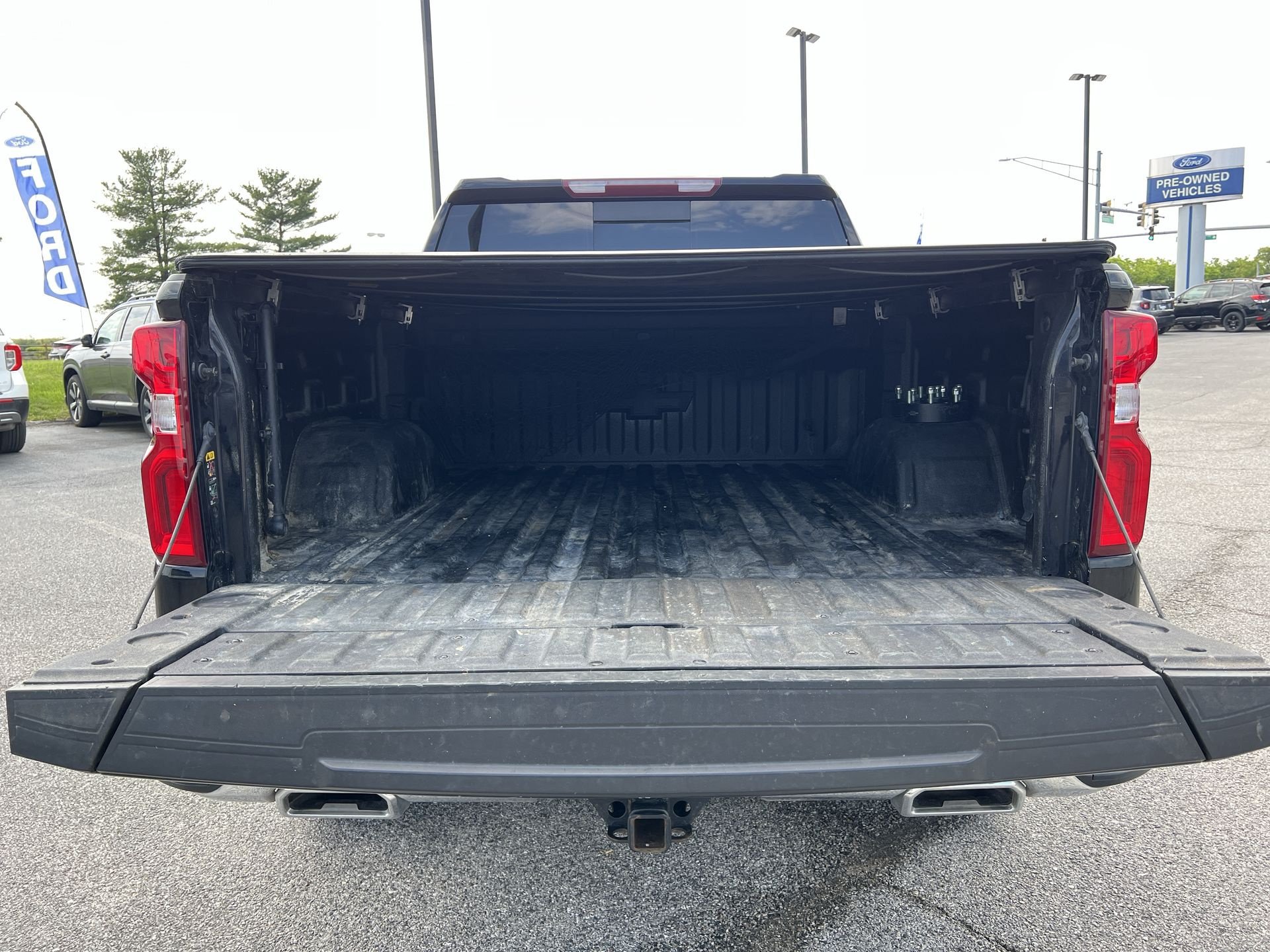Used 2023 Chevrolet Silverado 1500 LTZ AWD/4WD image 33