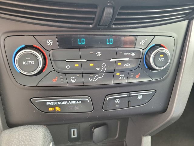Certified 2018 Ford Escape SE w/ SE Sync 3 Package FWD image 24