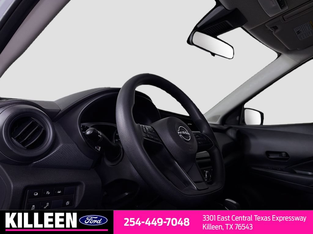 Used 2024 Nissan Kicks S FWD image 11