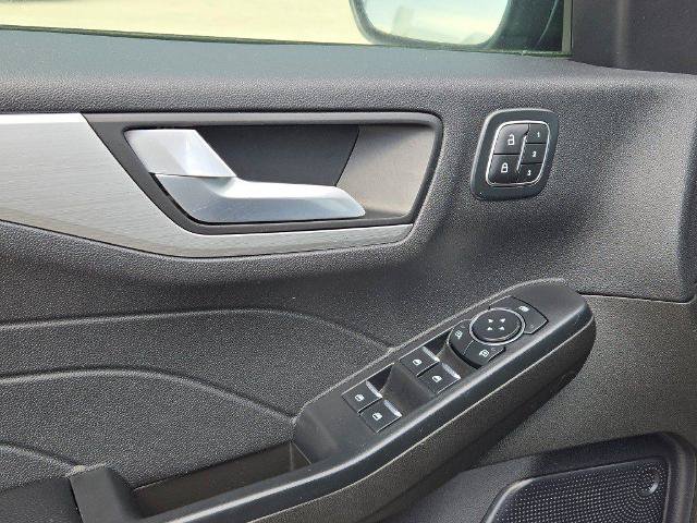 Certified 2024 Ford Escape Platinum AWD/4WD image 18