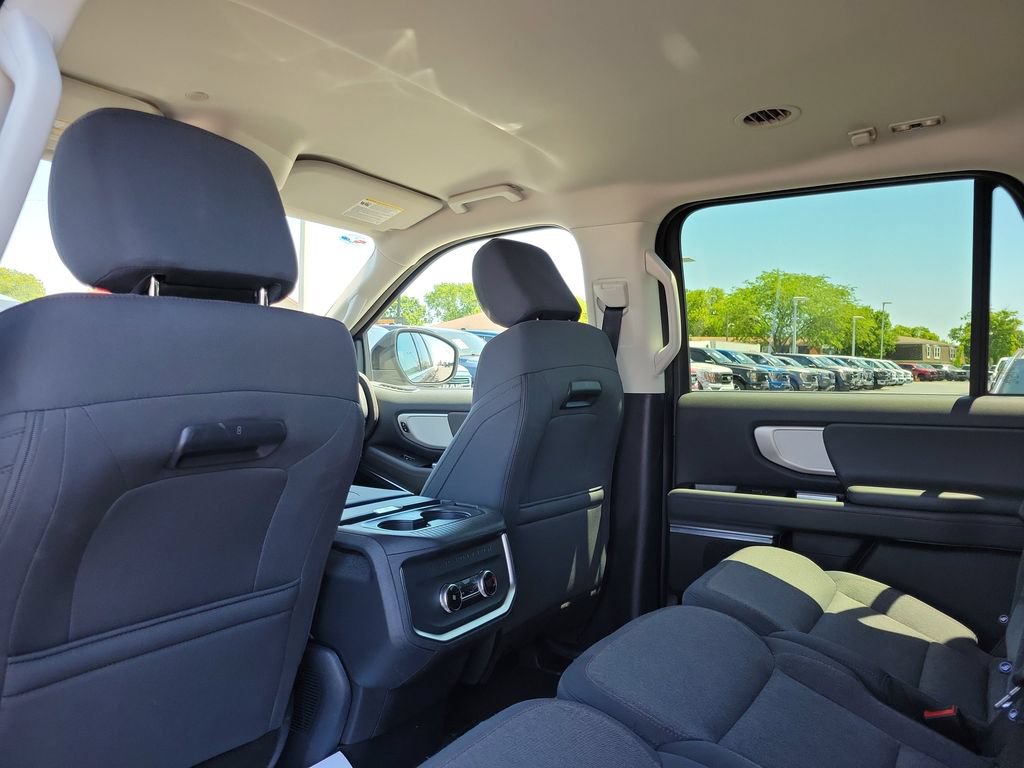 Certified 2025 Ford Expedition Max Active AWD/4WD image 16