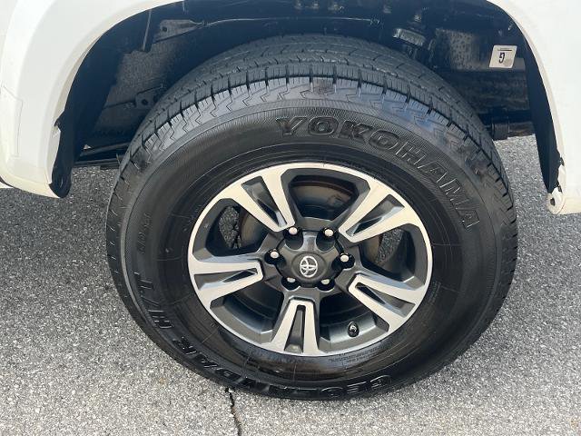 Used 2019 Toyota Tacoma TRD Sport image 21
