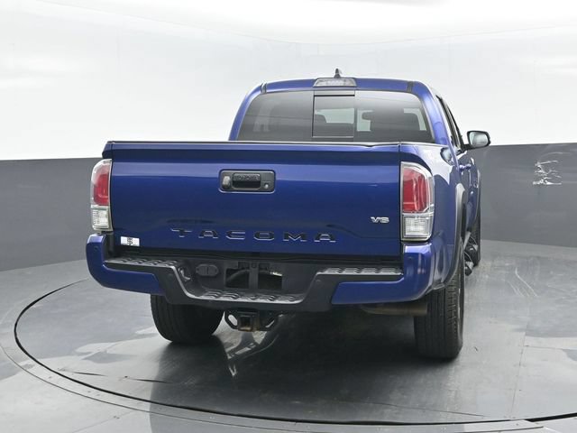 Used 2022 Toyota Tacoma TRD Off-Road w/ TRD Premium Off Road Package AWD/4WD image 24