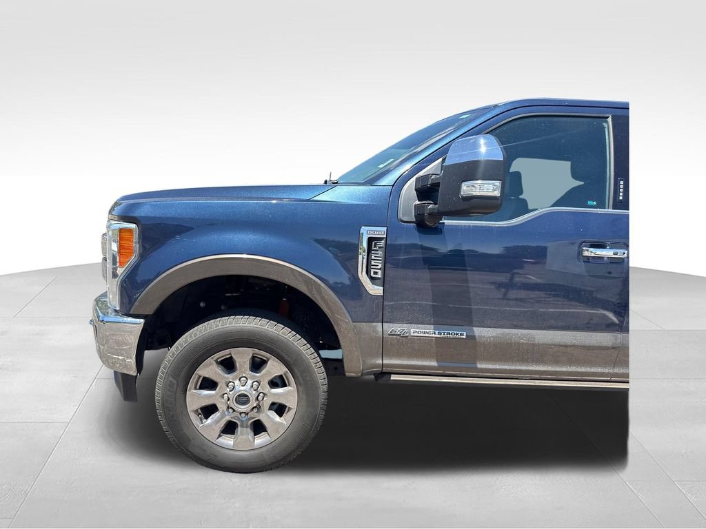 Certified 2017 Ford F250 King Ranch w/ King Ranch Ultimate Package AWD/4WD image 34