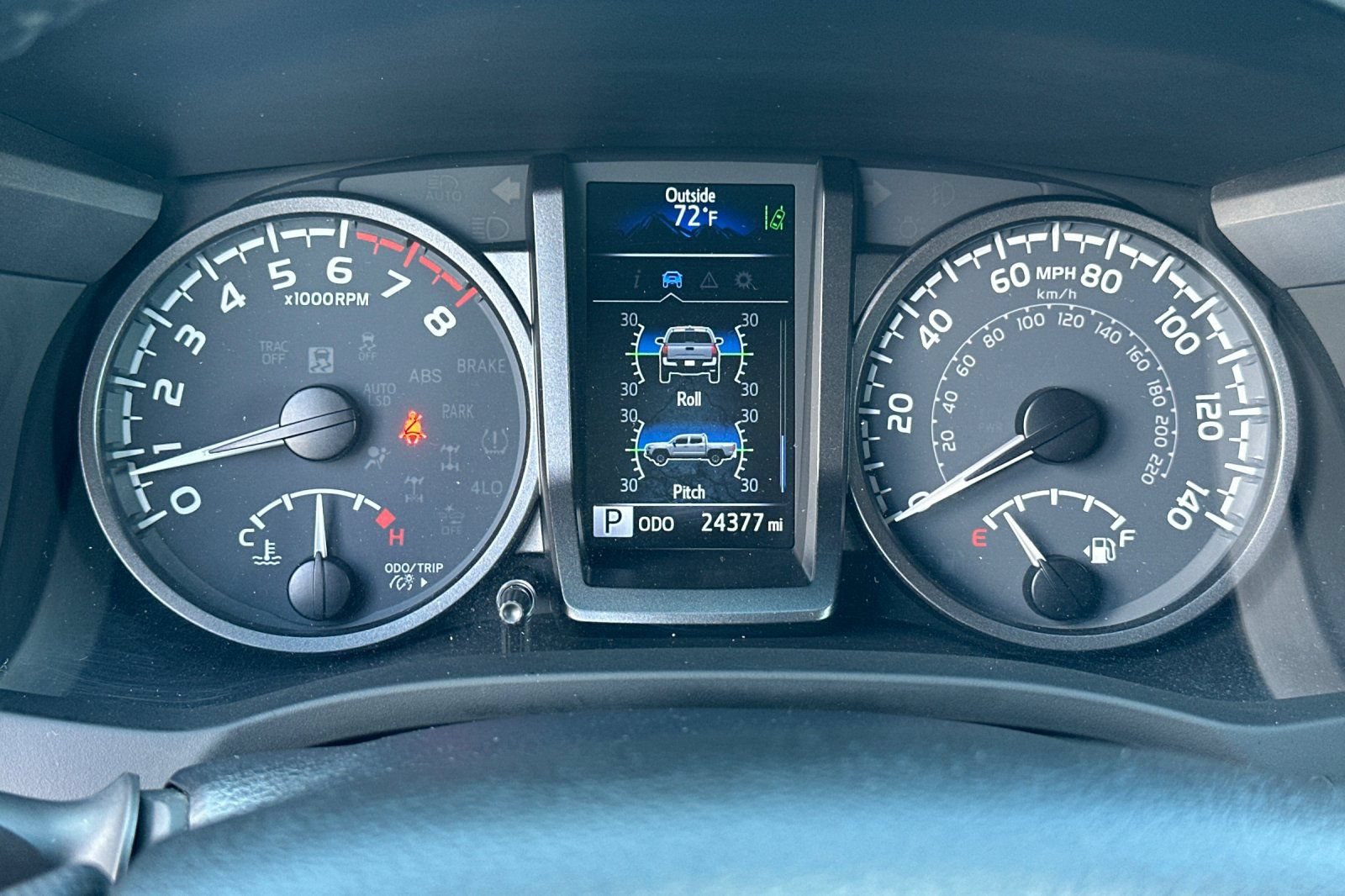 Used 2023 Toyota Tacoma TRD Off-Road w/ Technology Package AWD/4WD image 40