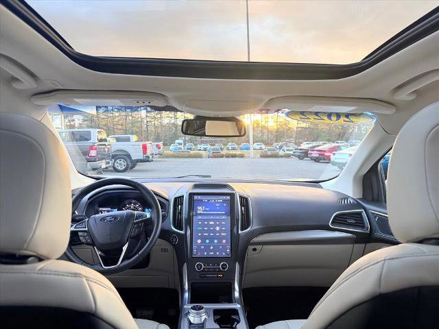 Certified 2022 Ford Edge Titanium w/ Equipment Group 301A image 31
