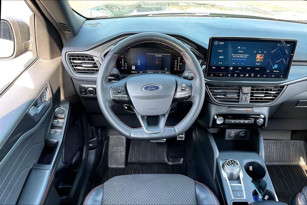 Certified 2024 Ford Escape ST-Line w/ Tech Pack #1 image 4