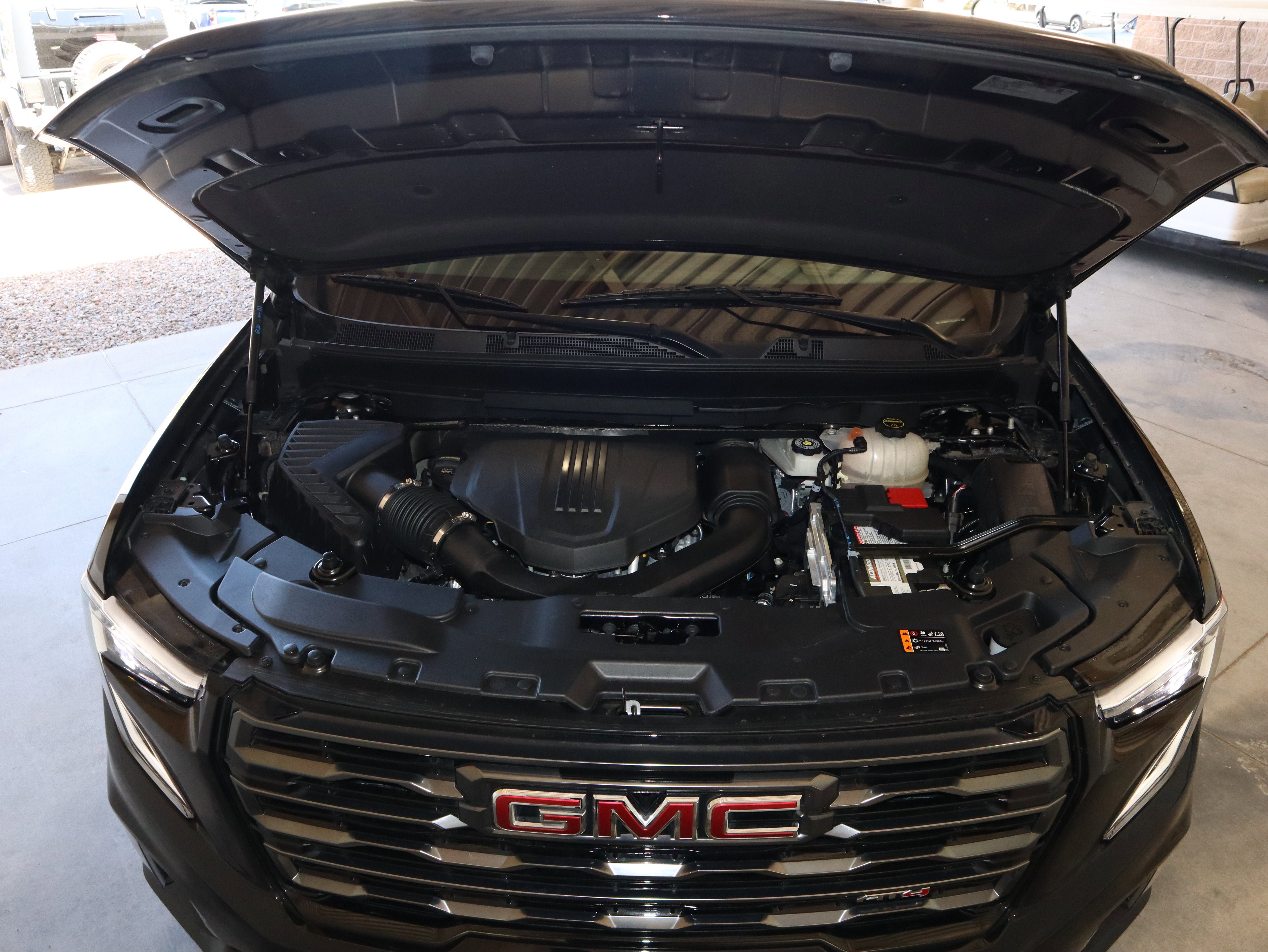 Used 2024 GMC Acadia AT4 w/ Luxury Package AWD/4WD image 20