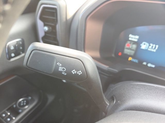 Certified 2025 Ford Bronco Sport Outer Banks w/ Outer Banks Tech Package+ AWD/4WD image 40