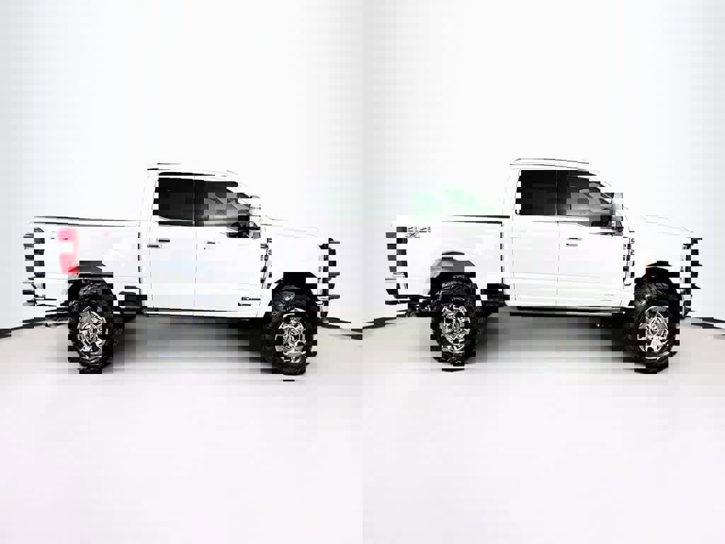 Certified 2023 Ford F250 Lariat w/ Lariat Ultimate Package image 6