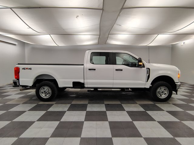 Certified 2023 Ford F250 XL w/ Snow Plow/Camper Package AWD/4WD image 10