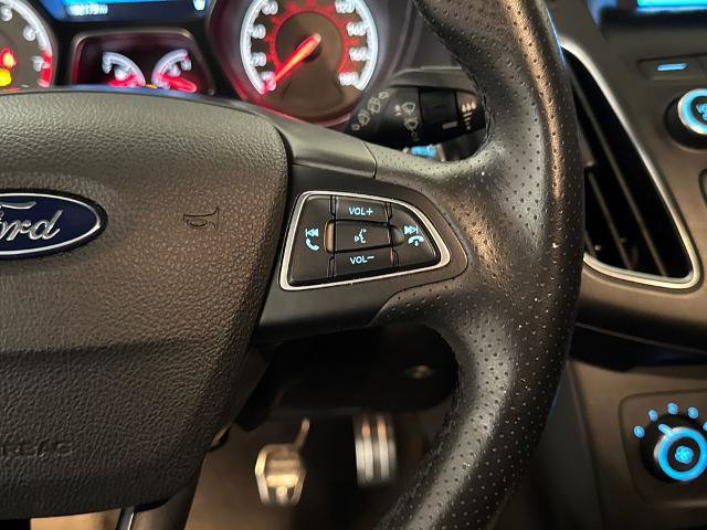Certified 2018 Ford Focus ST FWD image 21