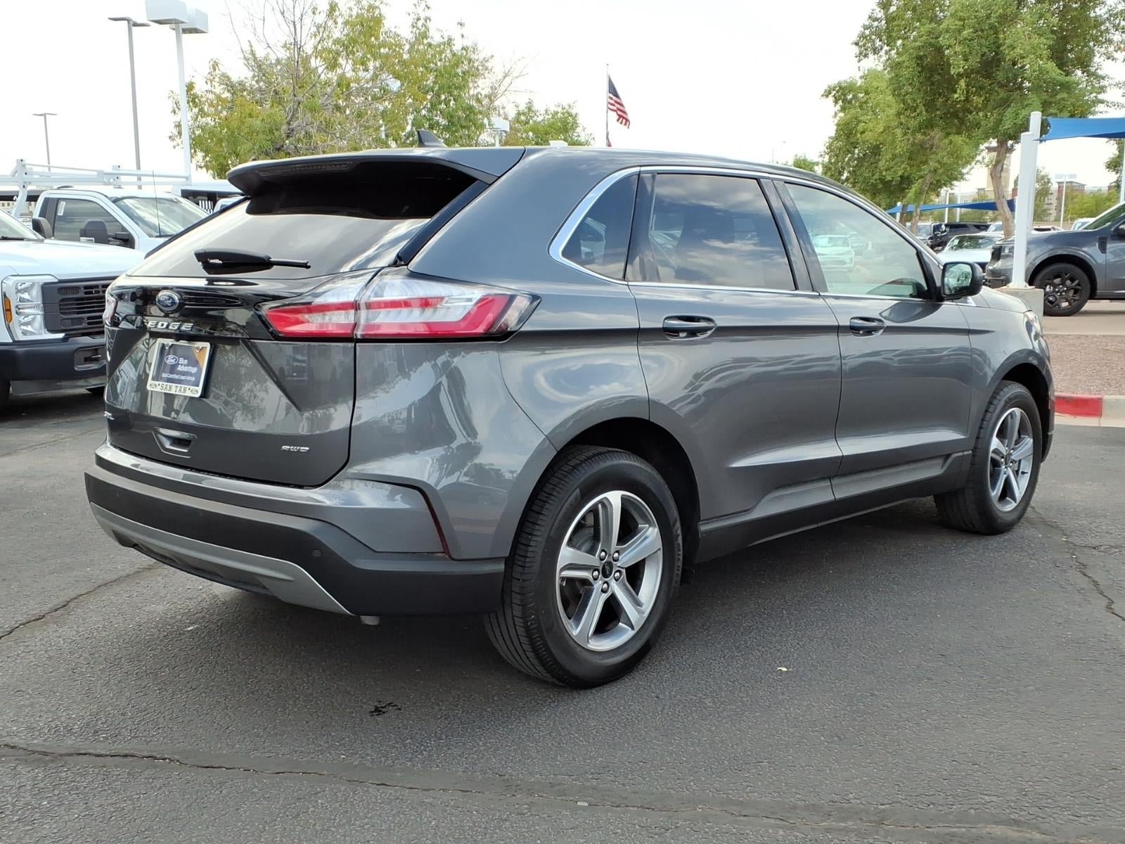 Certified 2023 Ford Edge SEL w/ Convenience Package AWD/4WD image 4