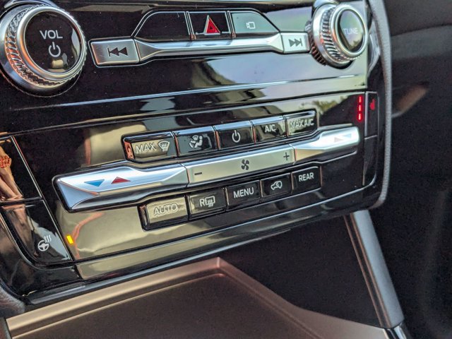 Certified 2022 Ford Explorer ST-Line w/ Class IV Trailer Tow Package image 27