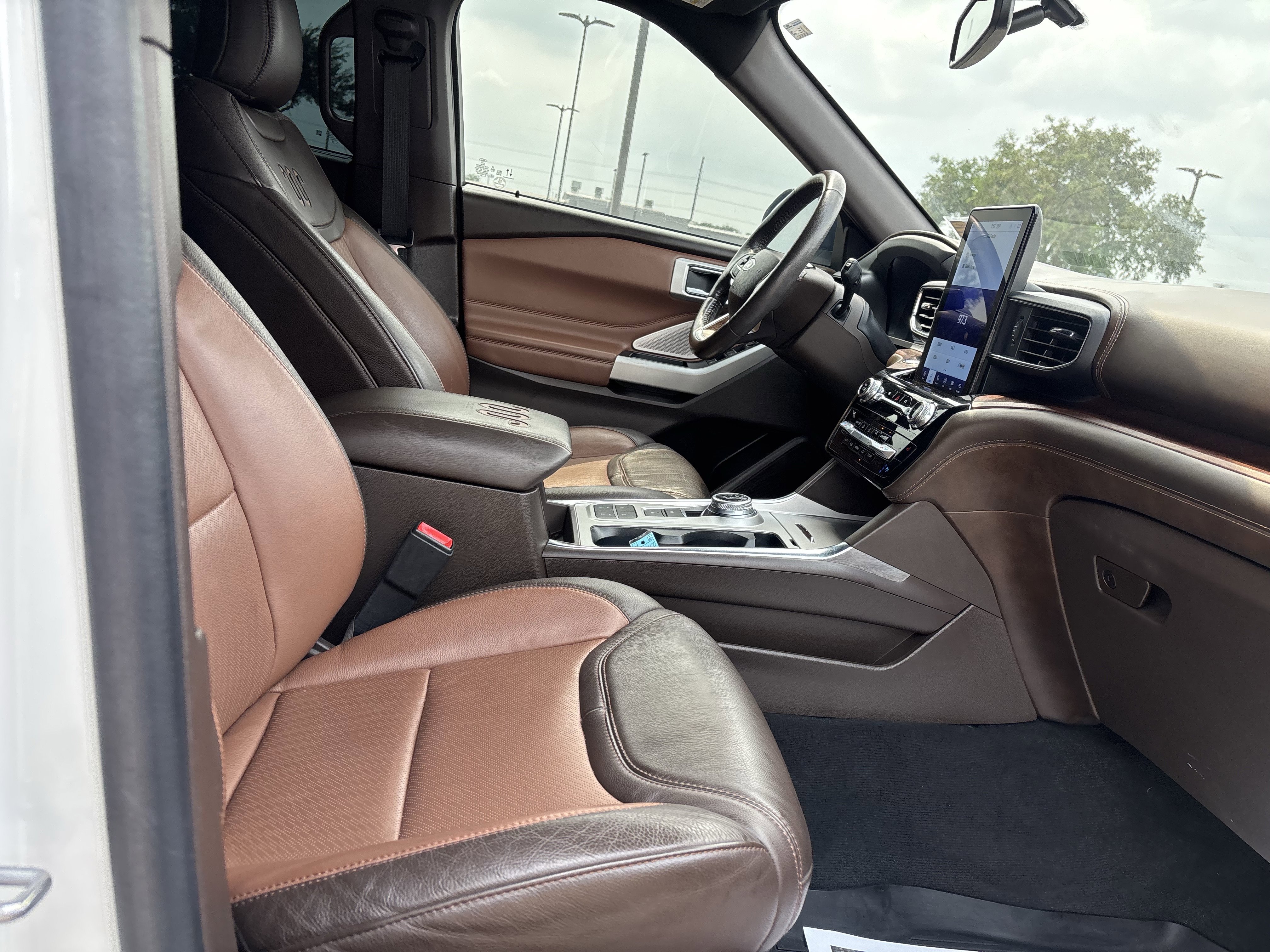 Certified 2022 Ford Explorer King Ranch w/ Class IV Trailer Tow Package RWD image 26