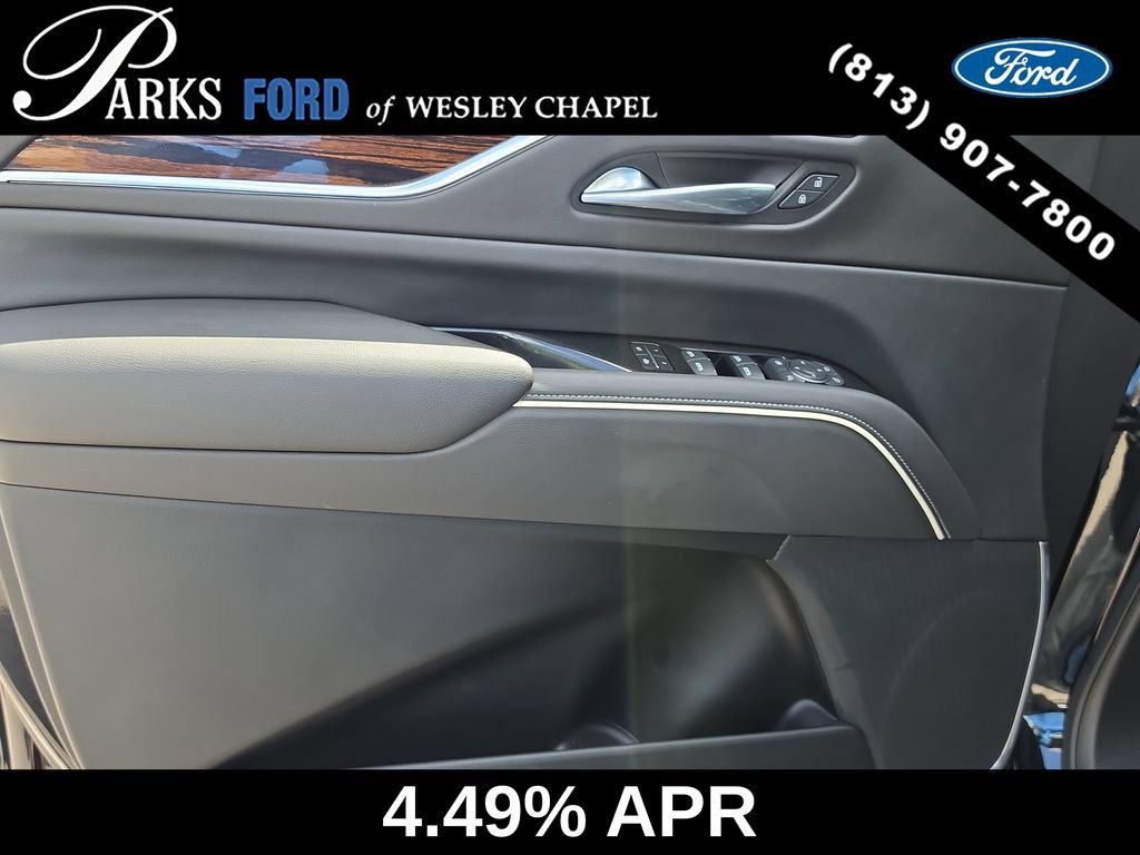 Used 2021 Cadillac Escalade Premium Luxury RWD image 17