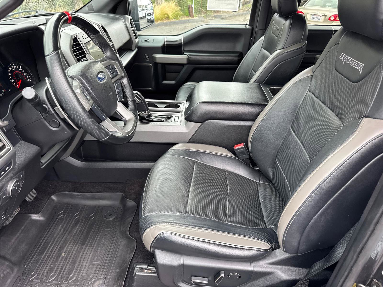 Certified 2018 Ford F150 Raptor w/ Equipment Group 802A Luxury AWD/4WD image 26
