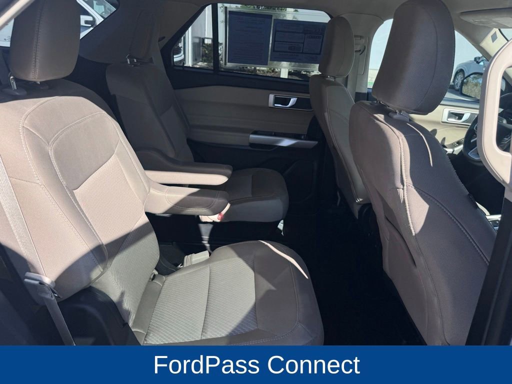 Certified 2023 Ford Explorer XLT image 20