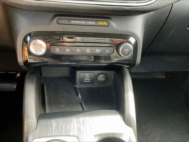 Certified 2024 Ford Escape Platinum AWD/4WD image 17