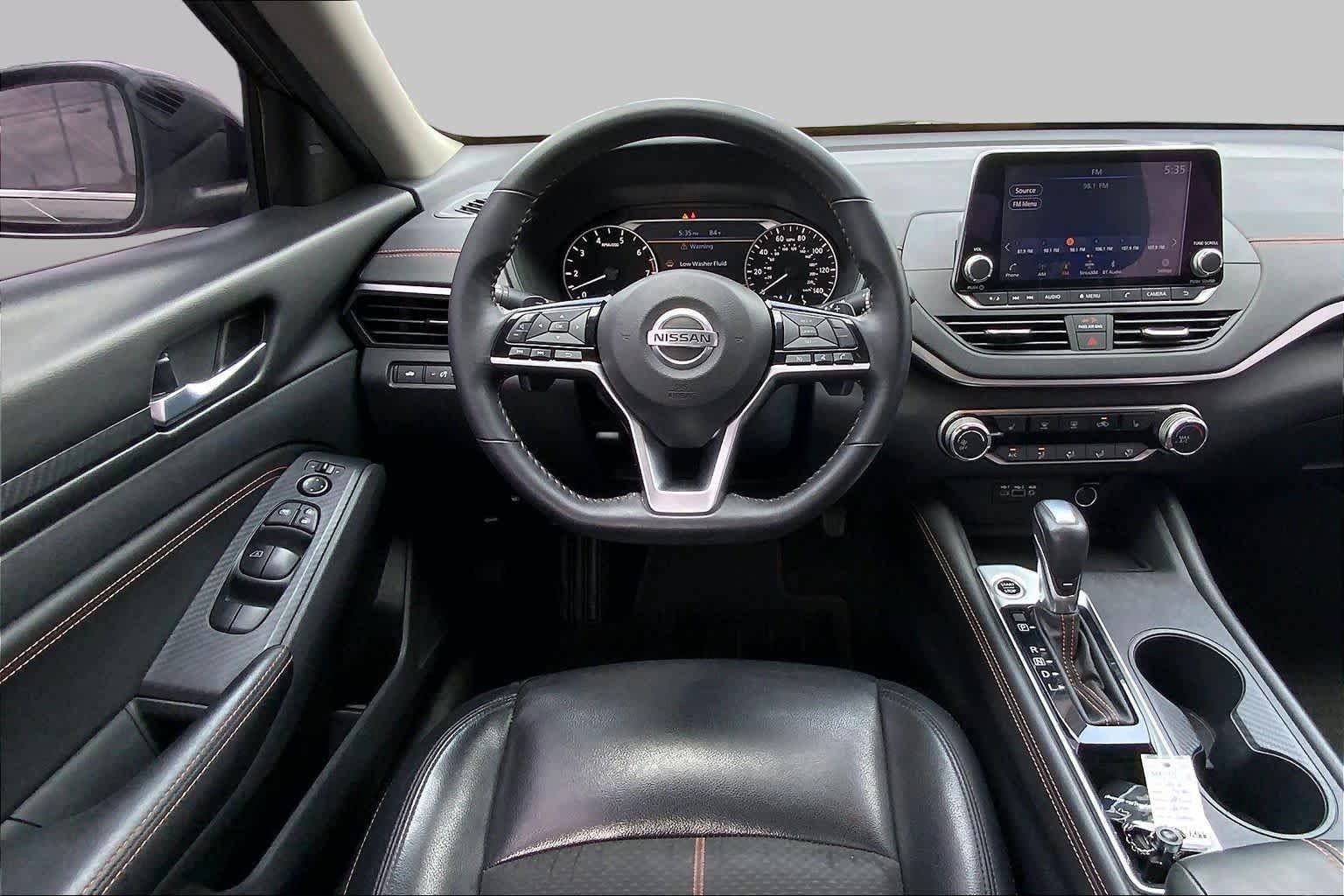 Used 2021 Nissan Altima 2.5 SR w/ SR Premium Package FWD image 6