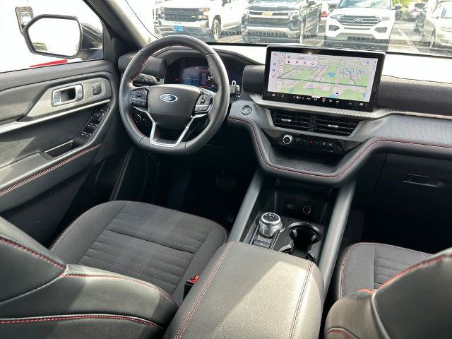 Certified 2026 Ford Explorer ST-Line w/ ST-Line Street Pack RWD image 9